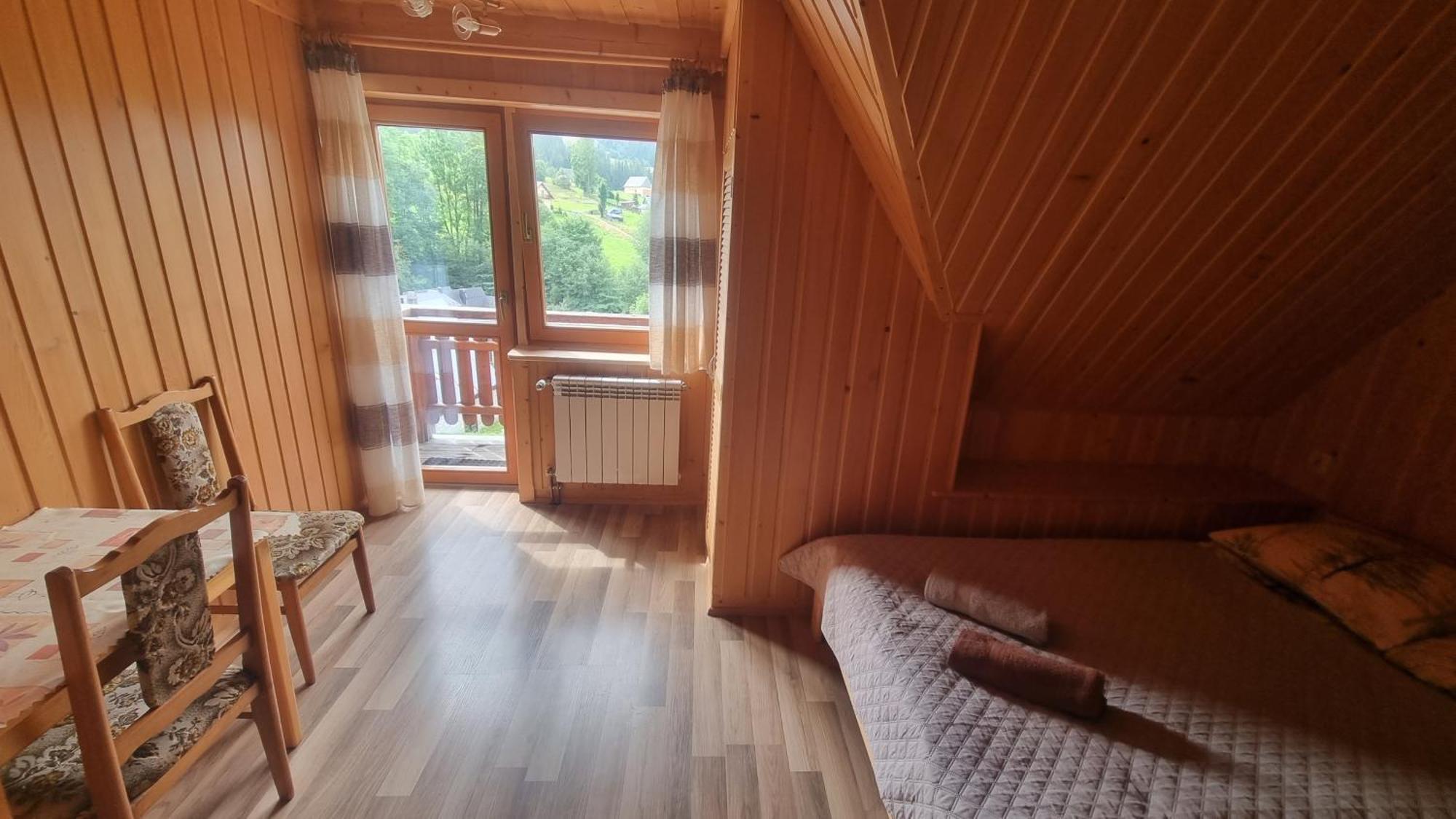 Affittacamere Pod Grusza Dzianisz Esterno foto